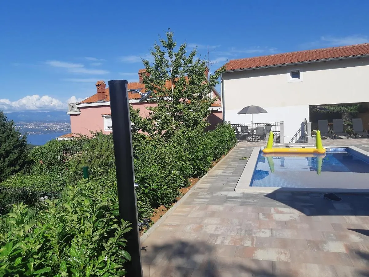 Apartment Opatija Lovran